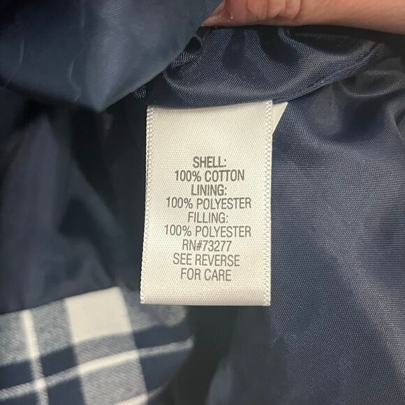 Croft and Barrow Blue and White Quilt Vest Size PM - Picture 3 of 7